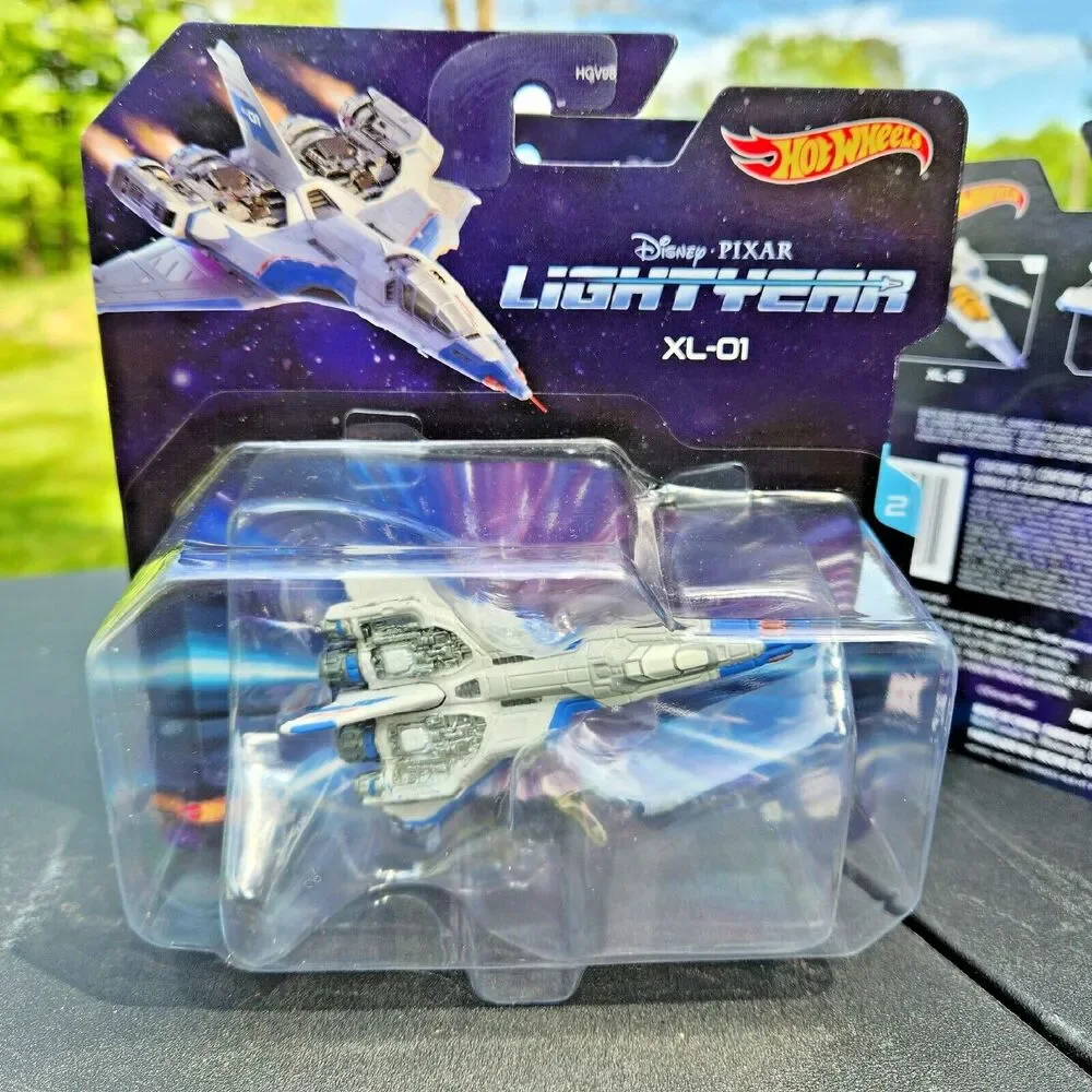 Disney Pixar Hot Wheels Lightyear Diecast XL-15 Fighter, XL-01, Zurg Fighter (3)